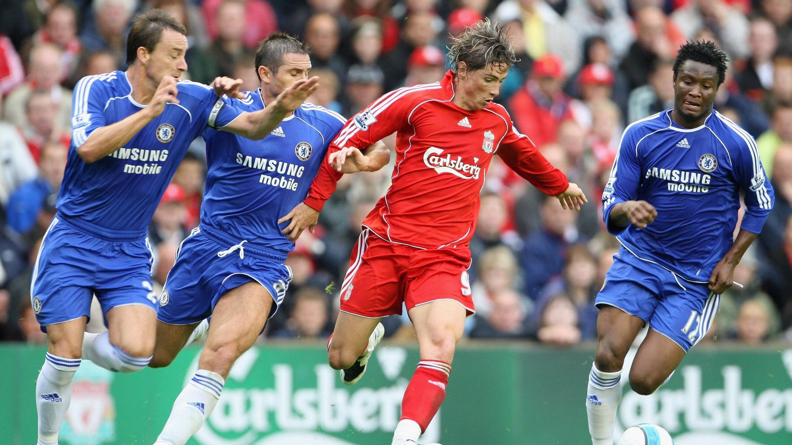 青训体系引入电子围栏训练法提升控球空间感